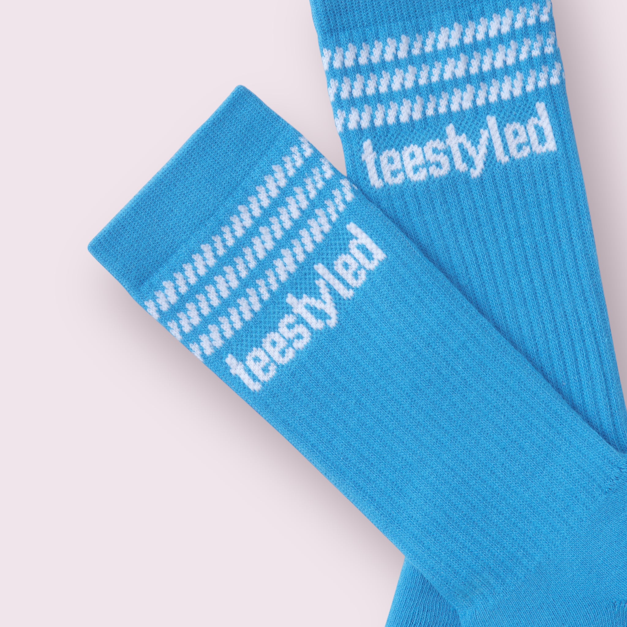 TSLNSOCKS | DIAGONAL LINES LOGO SOCKS